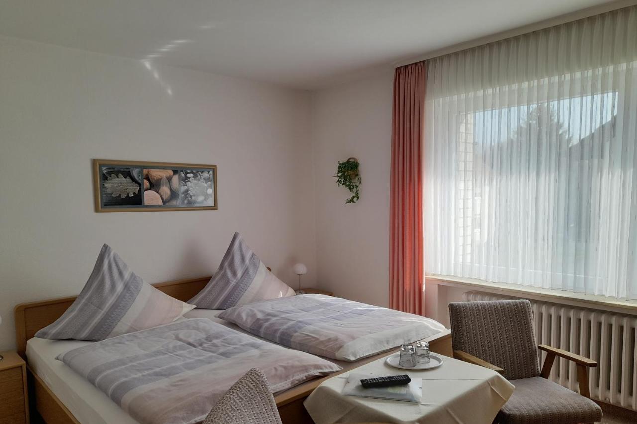 Ferienwohnung Und Gaestezimmer Iburgblick บัดดรีบวร์ก ภายนอก รูปภาพ