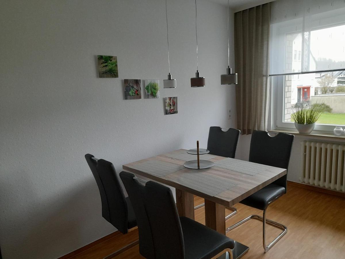 Ferienwohnung Und Gaestezimmer Iburgblick บัดดรีบวร์ก ภายนอก รูปภาพ