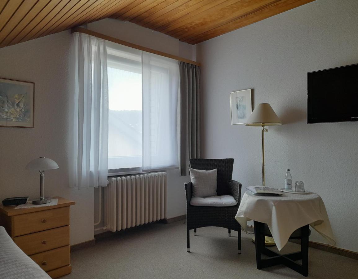 Ferienwohnung Und Gaestezimmer Iburgblick บัดดรีบวร์ก ภายนอก รูปภาพ